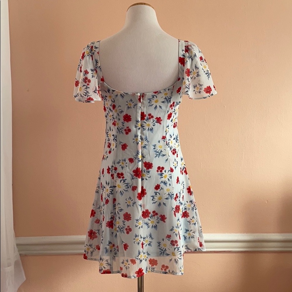 Dress - Picture 3 of 4